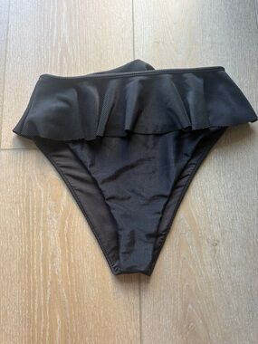 Beach Riot Black Ribbed Swim Top